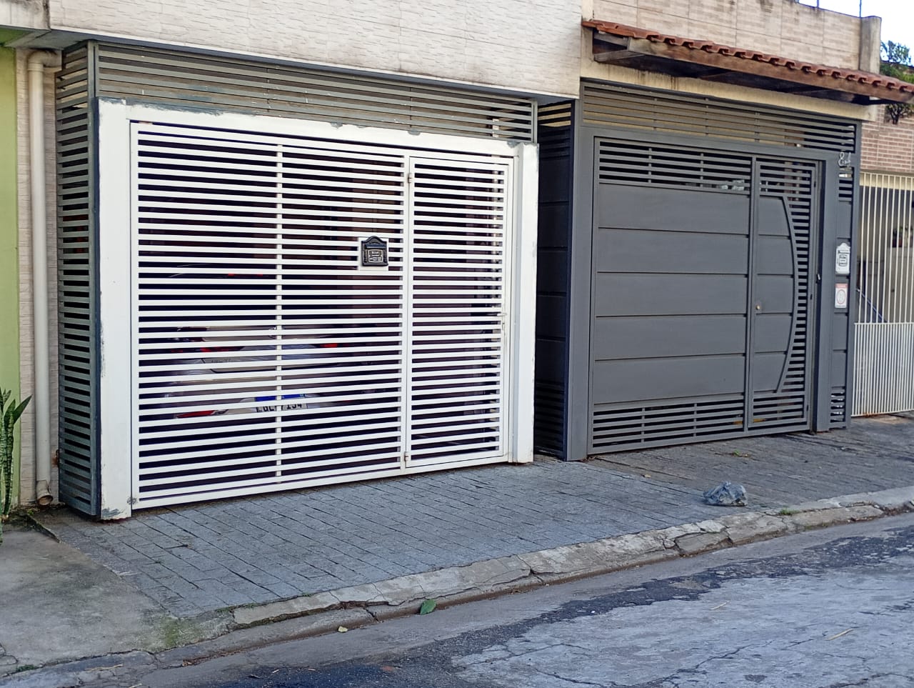 Serviço de serralheria residencial concluído